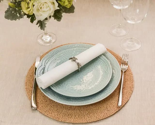 Cómo Elegir la Decoración Ideal para Tu Comedor